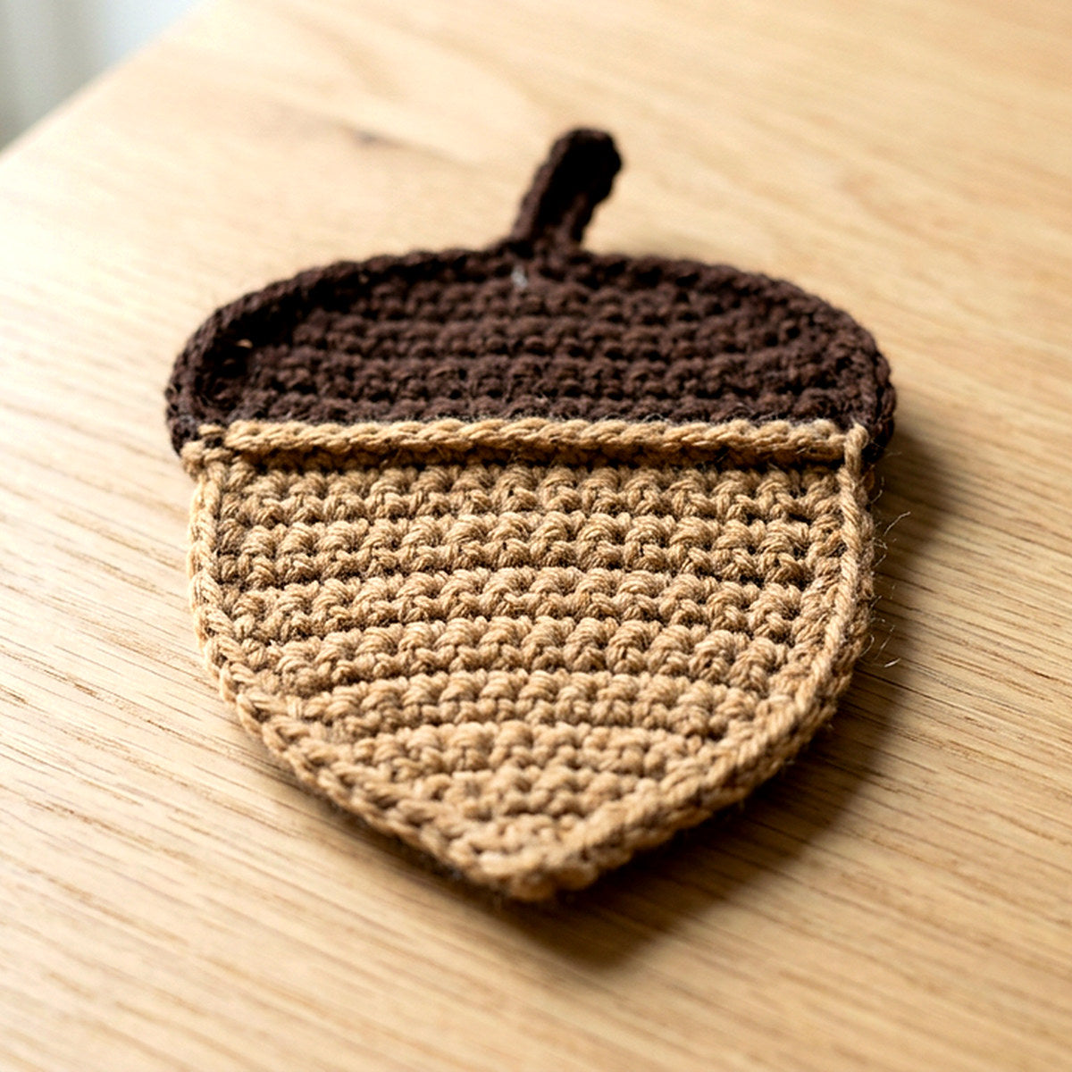Acorn Coaster — the finished object this pattern is designed to produce